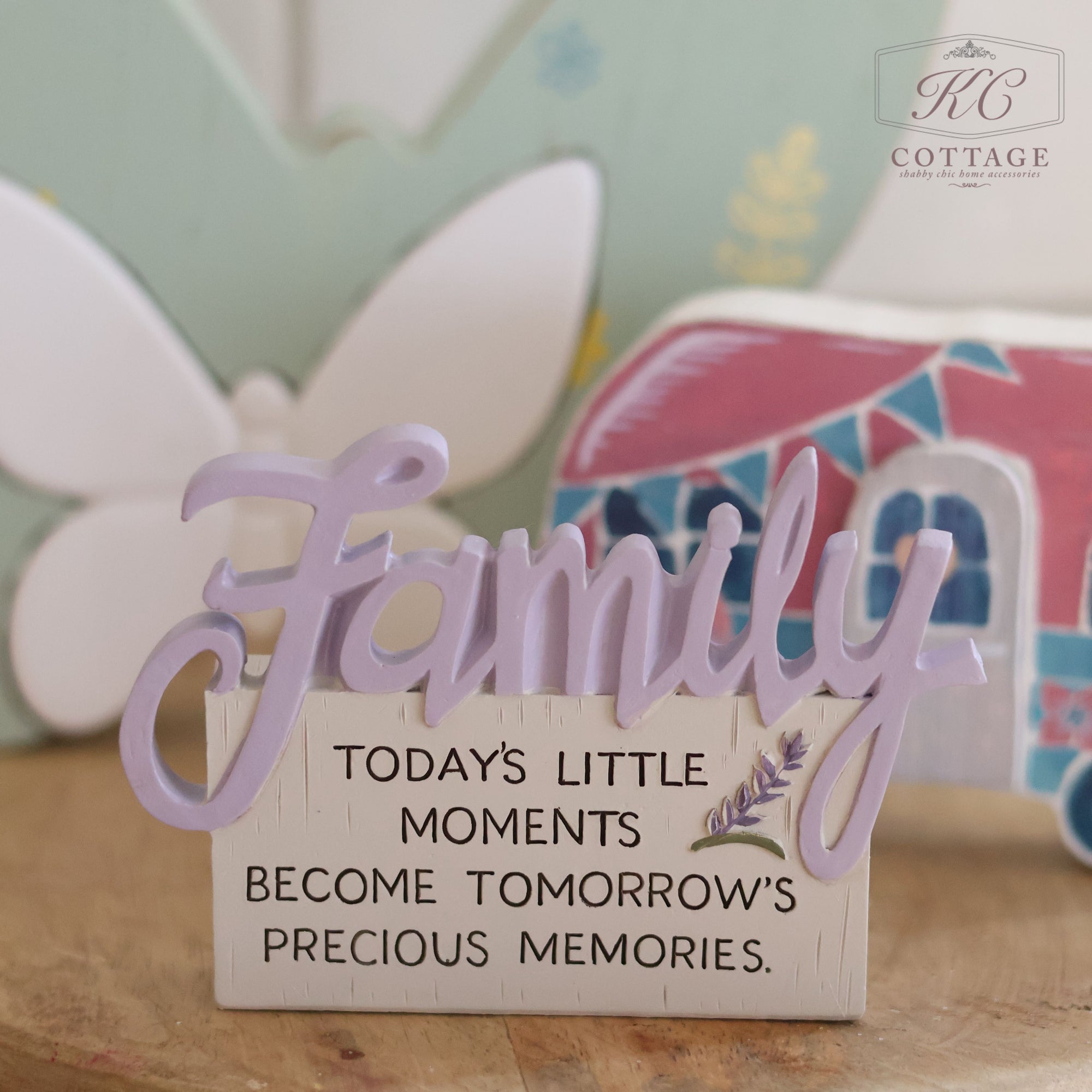 Loving Lavender Family Plaque