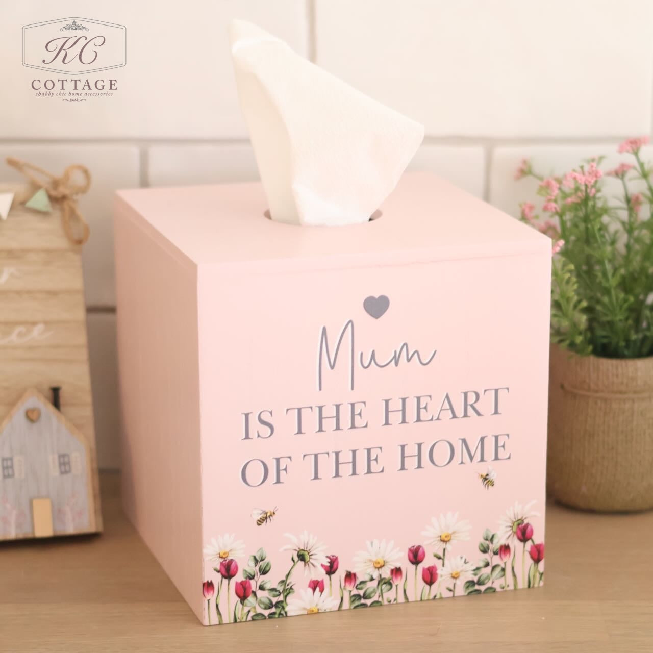 Floral Mum is the Heart of the Home Tissue Holder